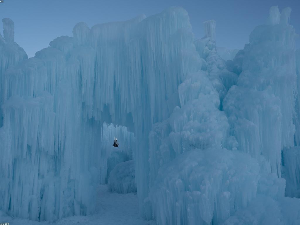 កន្លែងលេងប្រកួត៖ របៀបបង្ហាញ និងកិច្ចការពាក់ព័ន្ធ
